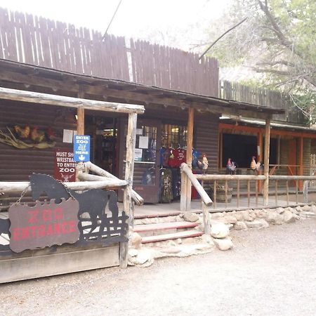 Bonnie Springs Ranch Motel Blue Diamond Kültér fotó