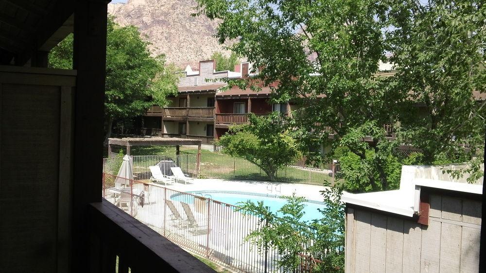 Bonnie Springs Ranch Motel Blue Diamond Kültér fotó