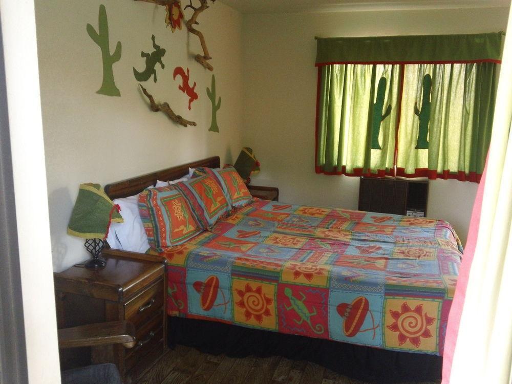 Bonnie Springs Ranch Motel Blue Diamond Kültér fotó